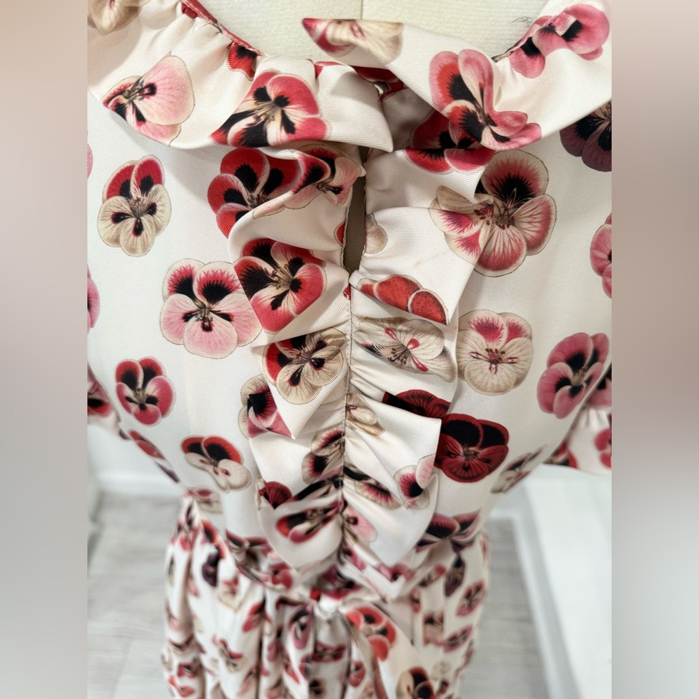 La Doublej Long And Sassy Midi Dress
Micro Pansy in Silk Twill - Picture 6 of 15